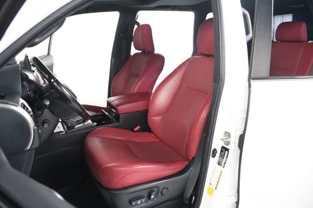 2022 Lexus GX WHITE 22 LEXUS GX460-PREMIUM PLUS WITH CAPTAINS CHAIRS - 23037749 - 30