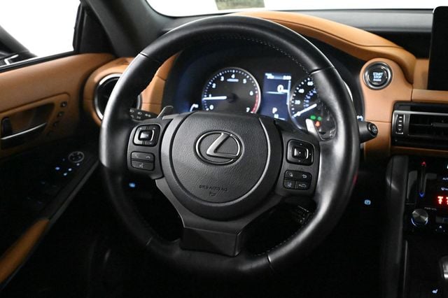 2022 Lexus IS 300 - 22765927 - 9