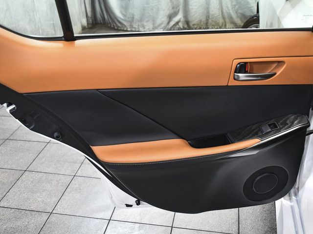 2022 Lexus IS 300 - 23046117 - 10