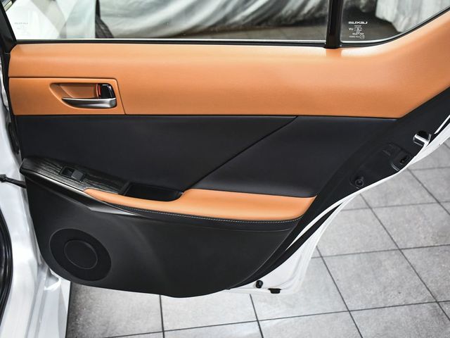 2022 Lexus IS 300 - 23046117 - 11