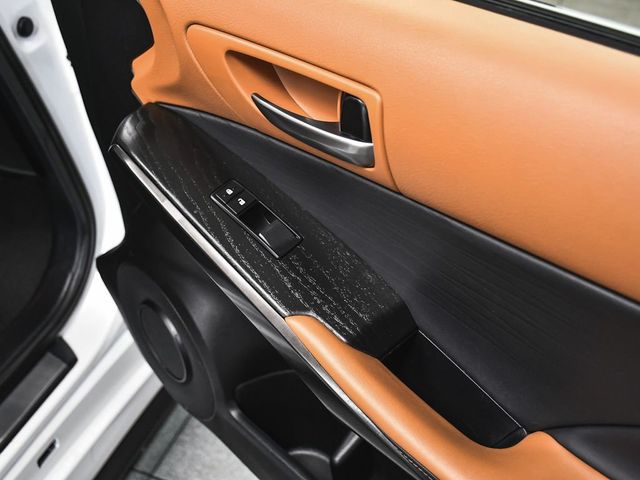 2022 Lexus IS 300 - 23046117 - 13
