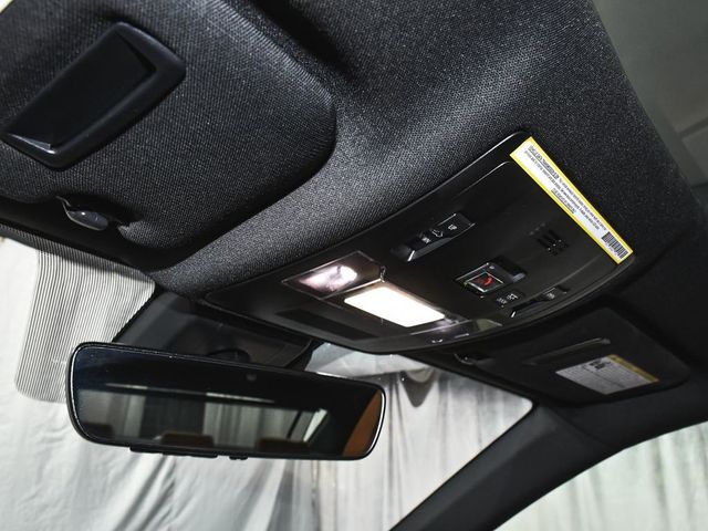 2022 Lexus IS 300 - 23046117 - 32