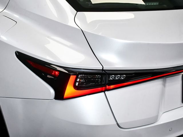 2022 Lexus IS 300 - 23046117 - 70