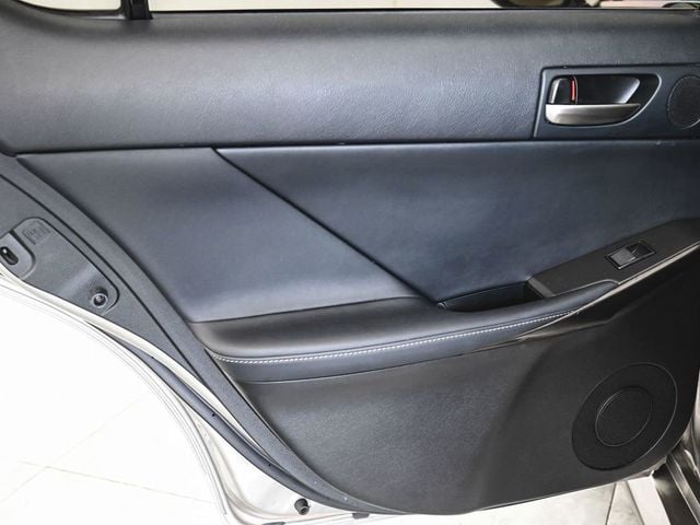 2022 Lexus IS 350 F SPORT - 23000440 - 9