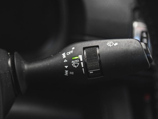 2022 Lexus IS 350 F SPORT - 23000440 - 24