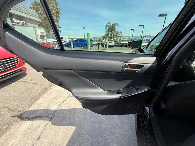 2022 Lexus IS IS 300 RWD - 22999497 - 11