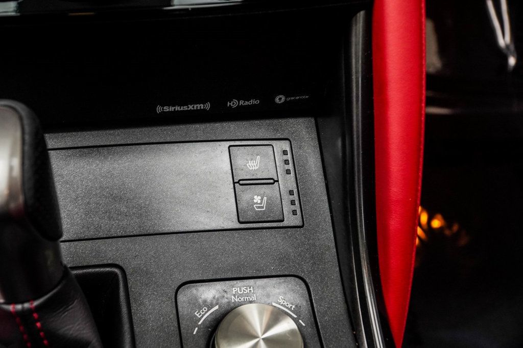 2022 Lexus IS 350 F SPORT AWD photo 20