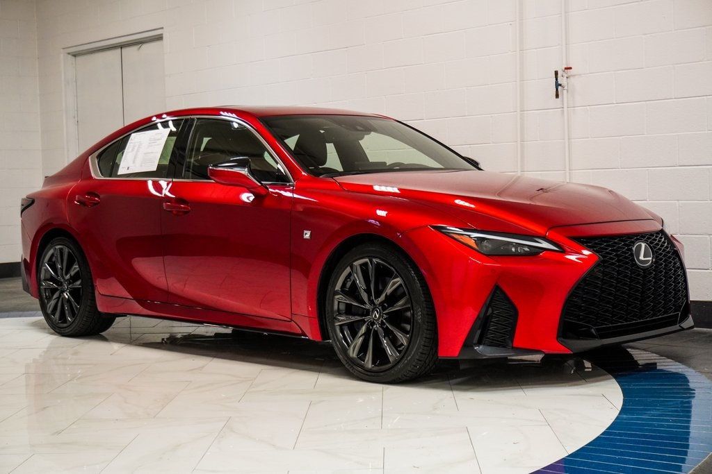 2022 Lexus IS 350 F SPORT photo 4