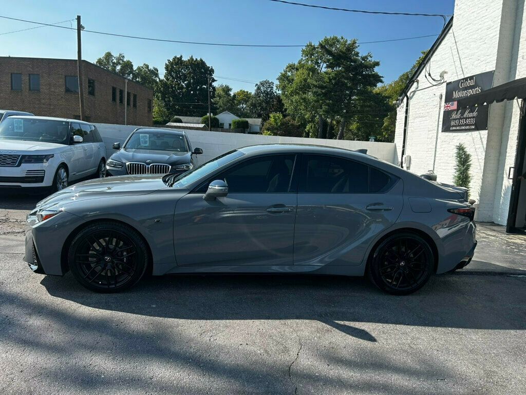 2022 Lexus IS photo 2