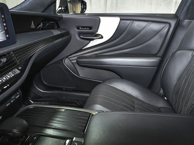 2022 Lexus LS 500h Base - 23067980 - 52