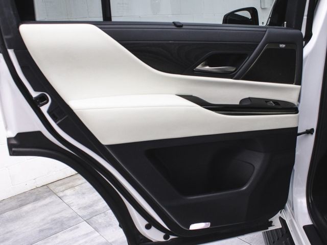 2022 Lexus LX 600 Luxury - 22928839 - 11