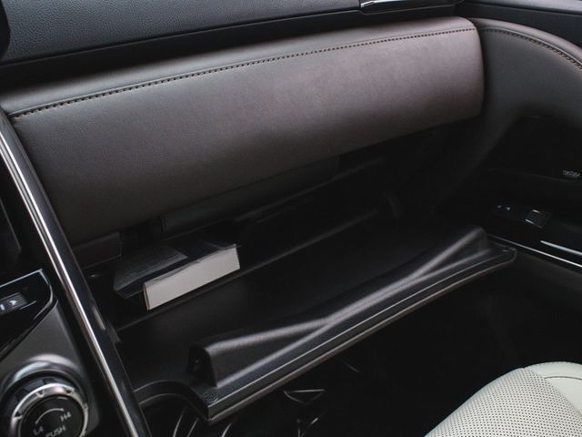 2022 Lexus LX 600 Luxury - 22928839 - 18