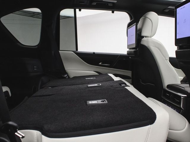 2022 Lexus LX 600 Luxury - 22928839 - 33