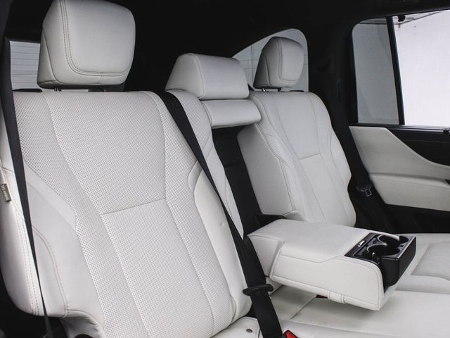 2022 Lexus LX 600 Luxury - 22928839 - 36