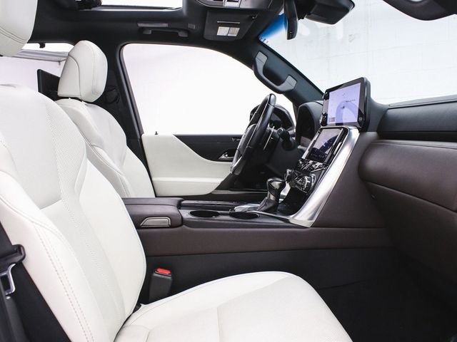 2022 Lexus LX 600 Luxury - 22928839 - 39