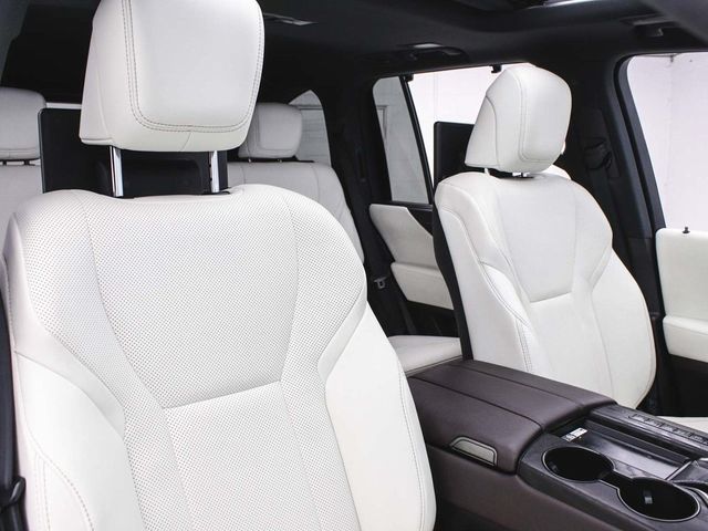 2022 Lexus LX 600 Luxury - 22928839 - 40