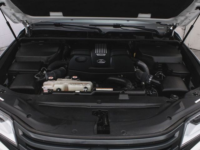 2022 Lexus LX 600 Luxury - 22928839 - 42