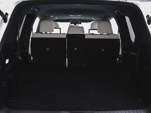 2022 Lexus LX 600 Luxury - 22928839 - 44