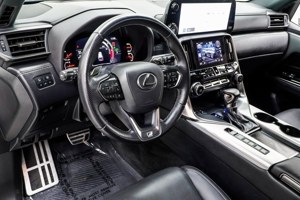 2022 Lexus LX Base 600 F SPORT photo 15