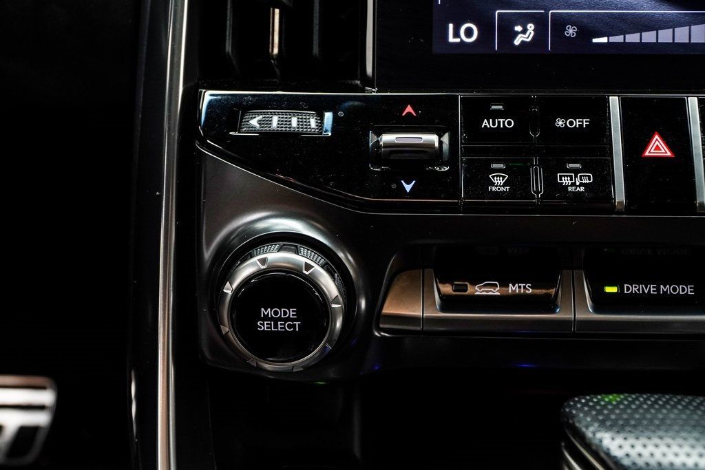 2022 Lexus LX Base 600 F SPORT photo 27