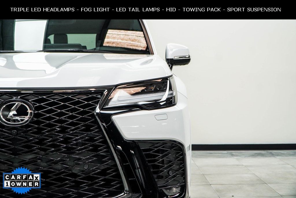 2022 Lexus LX Base 600 F SPORT photo 4