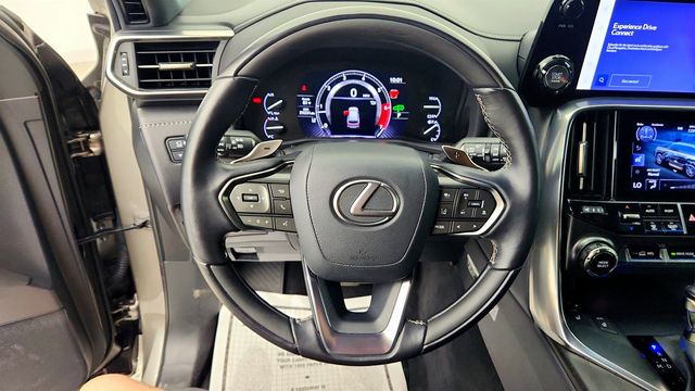 2022 Lexus LX LX 600 Luxury 4WD w/ Active Height Control - 23051240 - 12