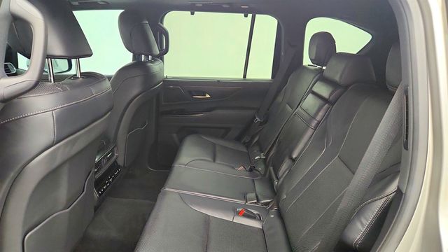 2022 Lexus LX LX 600 Luxury 4WD w/ Active Height Control - 23051240 - 19