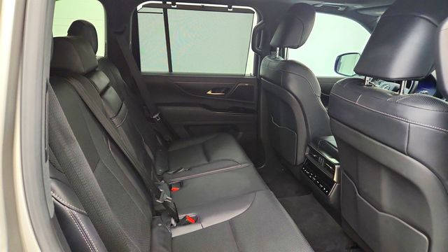 2022 Lexus LX LX 600 Luxury 4WD w/ Active Height Control - 23051240 - 21