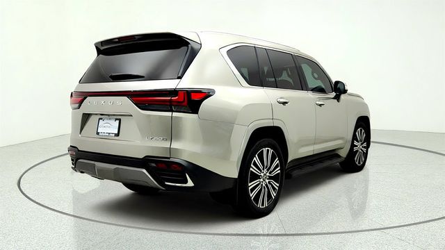 2022 Lexus LX LX 600 Luxury 4WD w/ Active Height Control - 23051240 - 4