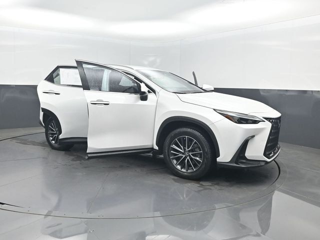 2022 Lexus NX NX 250 FWD - 23024163 - 32