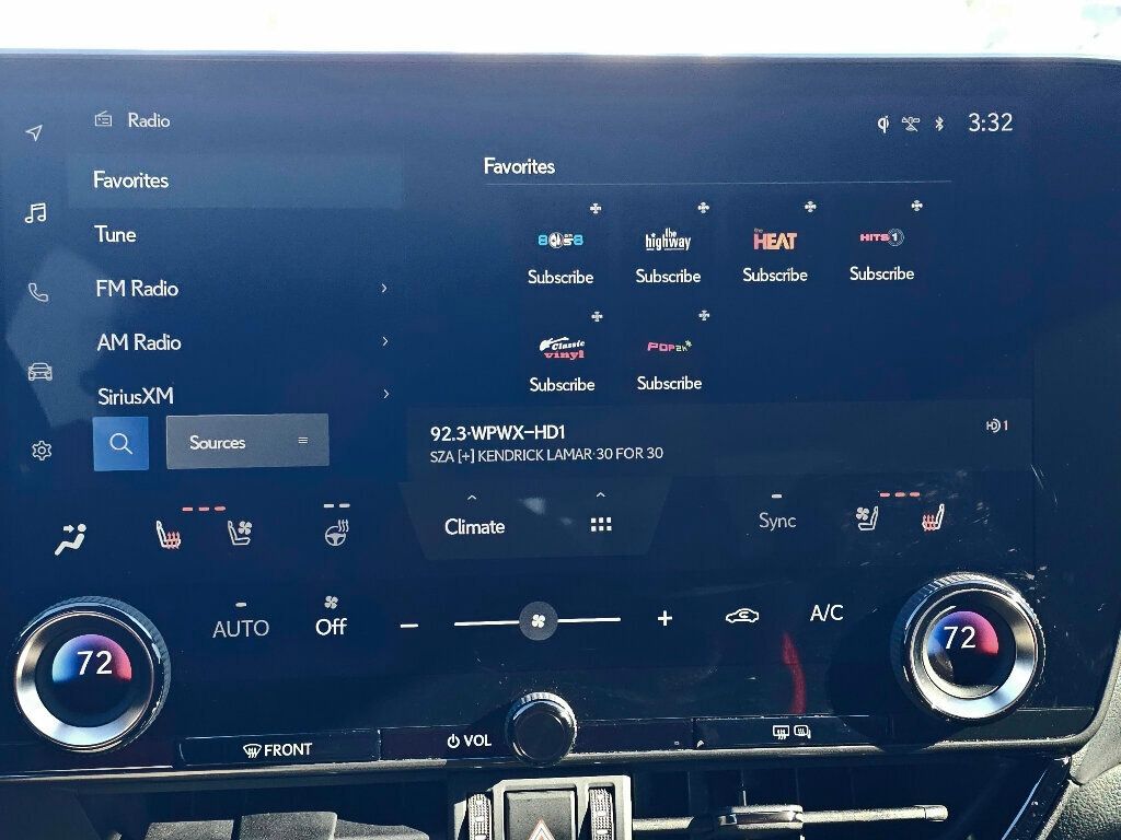 2022 Lexus NX NX 350h Premium AWD - 22929556 - 27