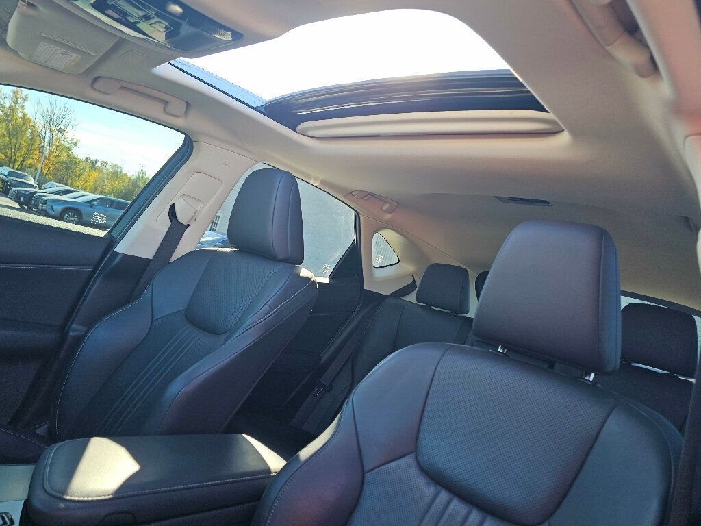 2022 Lexus NX NX 350h Premium AWD - 22929556 - 4