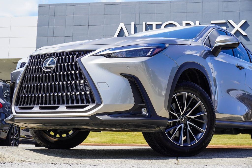 2022 Lexus NX 350 Premium AWD photo 2