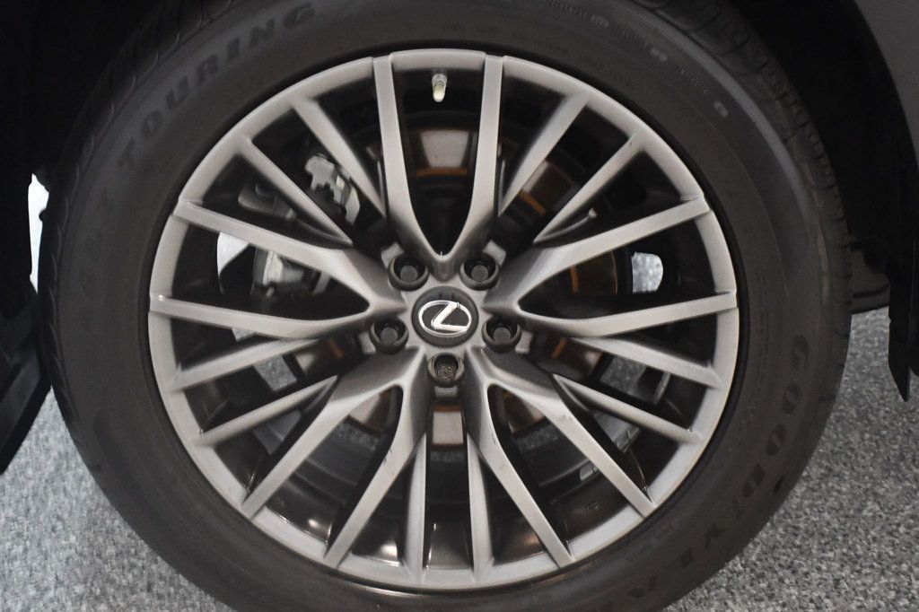 Lexus RX photo 15