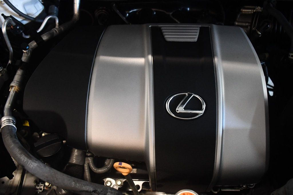 Lexus RX photo 22