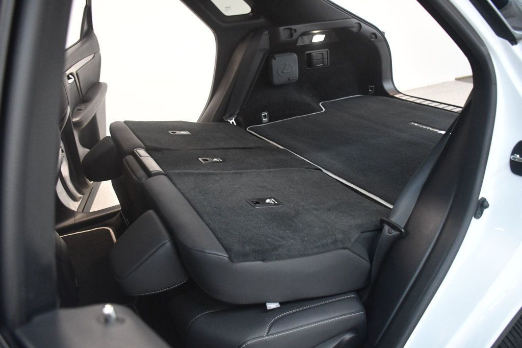 Lexus RX photo 39