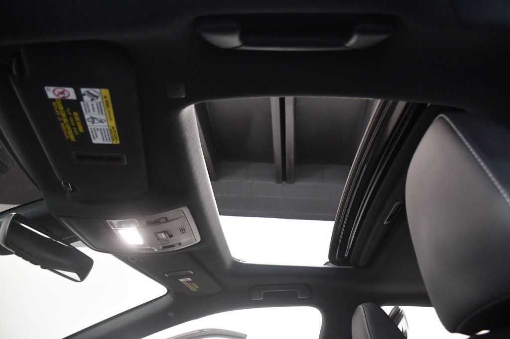 Lexus RX photo 9