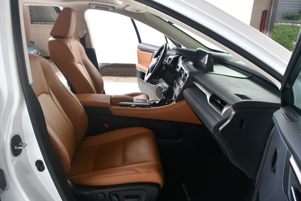 2022 Lexus RX Premium photo 15