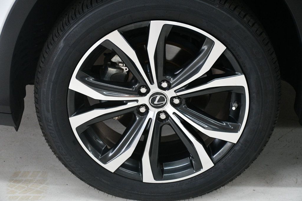 2022 Lexus RX Premium photo 4