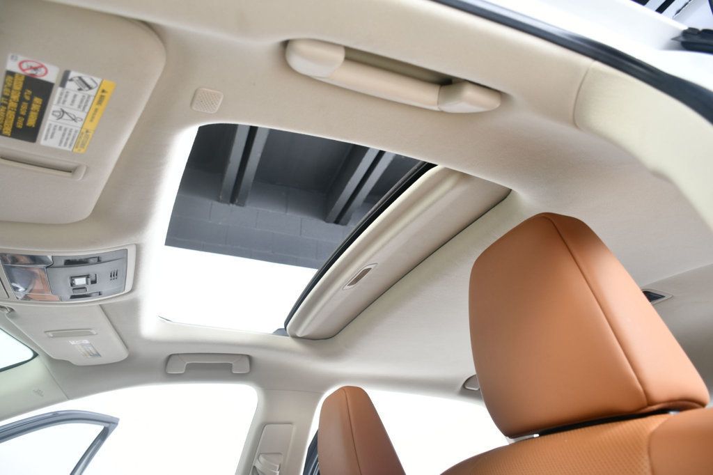 2022 Lexus RX Premium photo 7