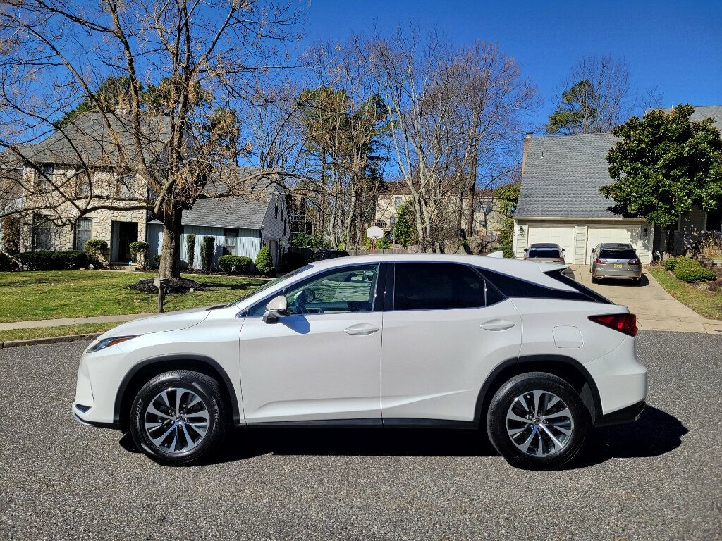 2022 Lexus RX 350 AWD photo 2