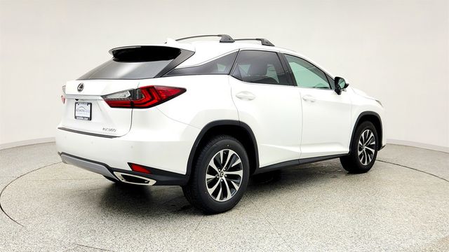 2022 Lexus RX RX 350 AWD w/ Moonroof, Premium Pkg & Parking Assist - 23020165 - 4