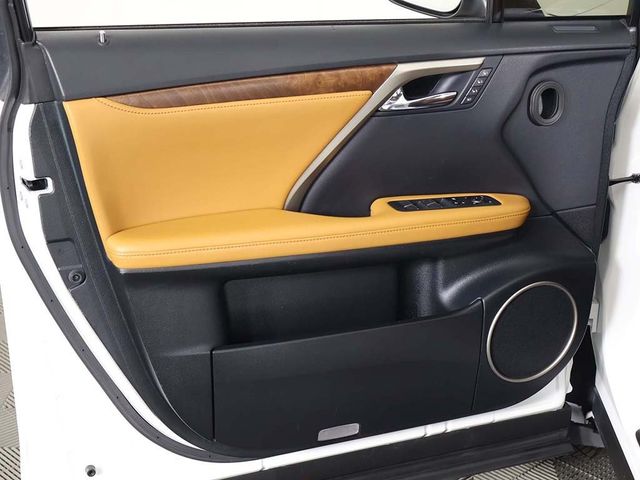 2022 Lexus RX RX 350L AWD - 22954819 - 26