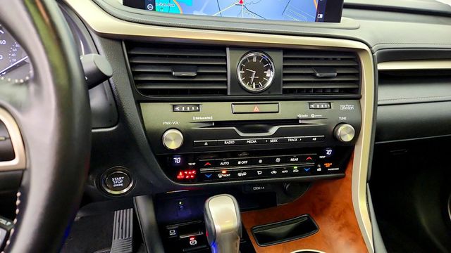 2022 Lexus RX RX 350L AWD w/ Mark Levinson Nav, Premium Pkg & Ventilated Seats - 23098461 - 18