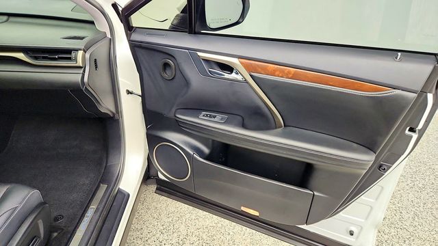 2022 Lexus RX RX 350L AWD w/ Mark Levinson Nav, Premium Pkg & Ventilated Seats - 23098461 - 26