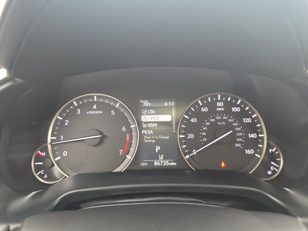 Lexus RX photo 16