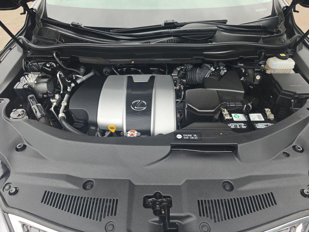 Lexus RX photo 23