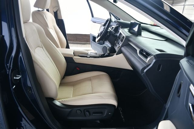 2022 Lexus RX RX350L LUXURY - 22983866 - 46