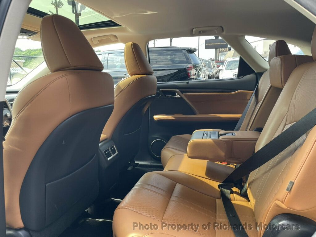 2022 Lexus RX RX 350L Luxury AWD - 23065640 - 13