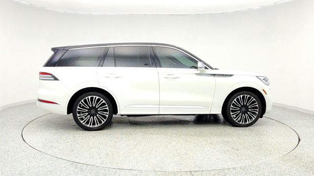 2022 Lincoln Aviator Black Label AWD - 22961335 - 3
